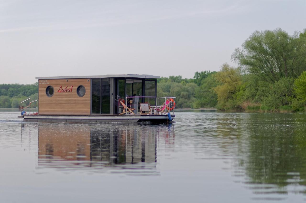 Houseboats - Apartament Plywajacy W Marinie Olawa Exterior photo